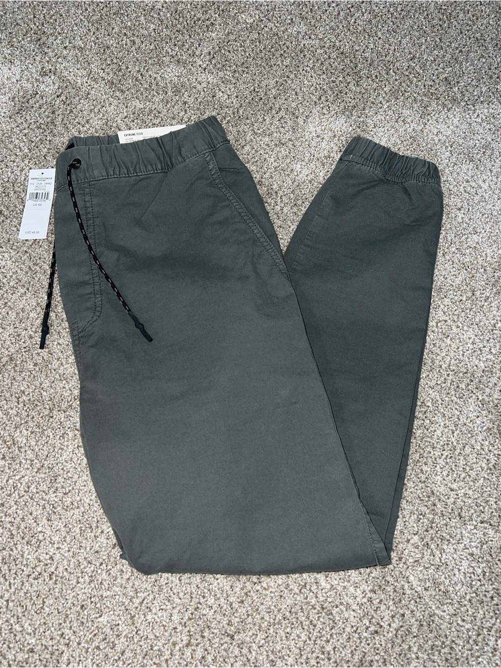 New with Tags American Eagles outfitters size XS jogger pants